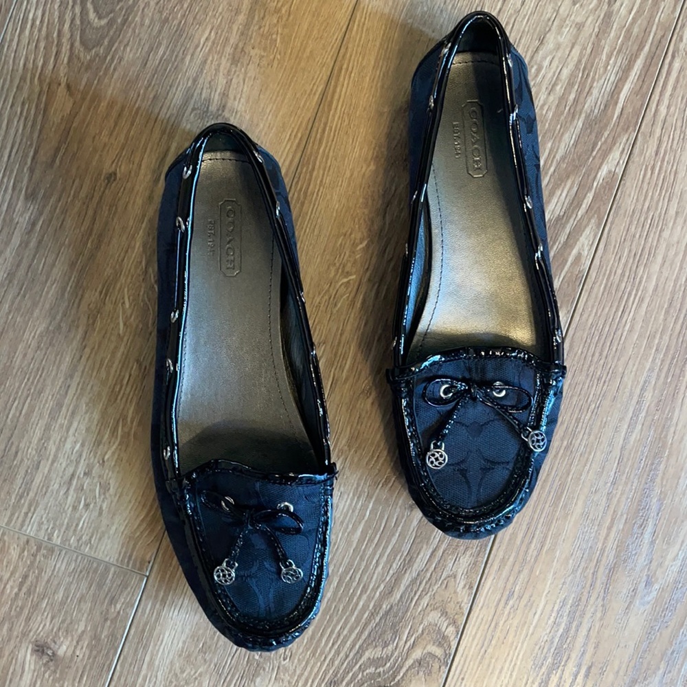 NWOT Coach black loafers
